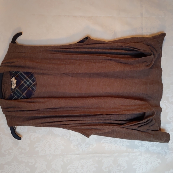 Brown taupe flowy vest neutral style - Picture 2 of 6